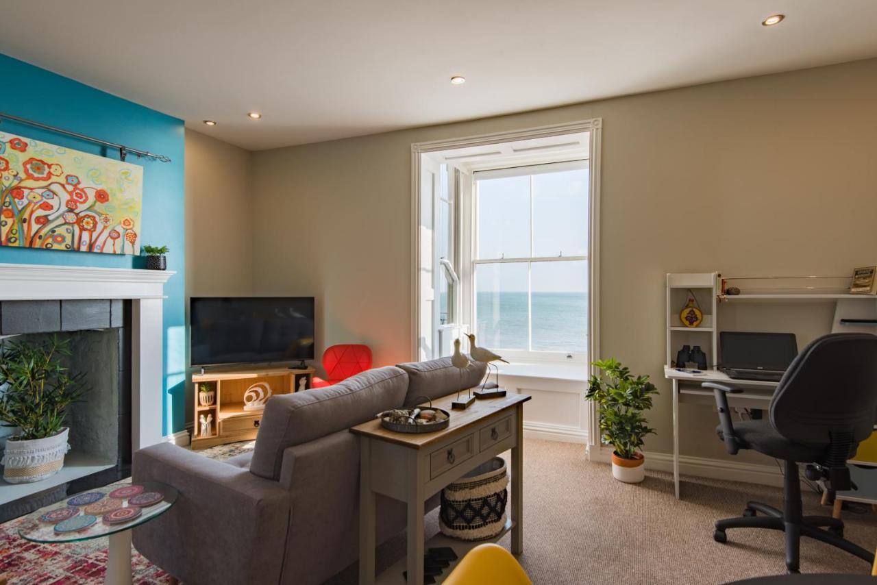 Pier View - Beautiful Sea View Apartment In ディール エクステリア 写真